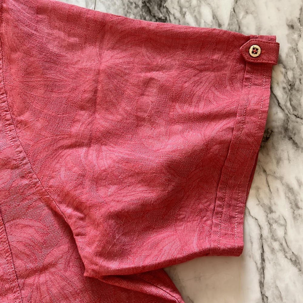 New! Tommy Bahama Button-Down Shirt - Picture 5 of 11